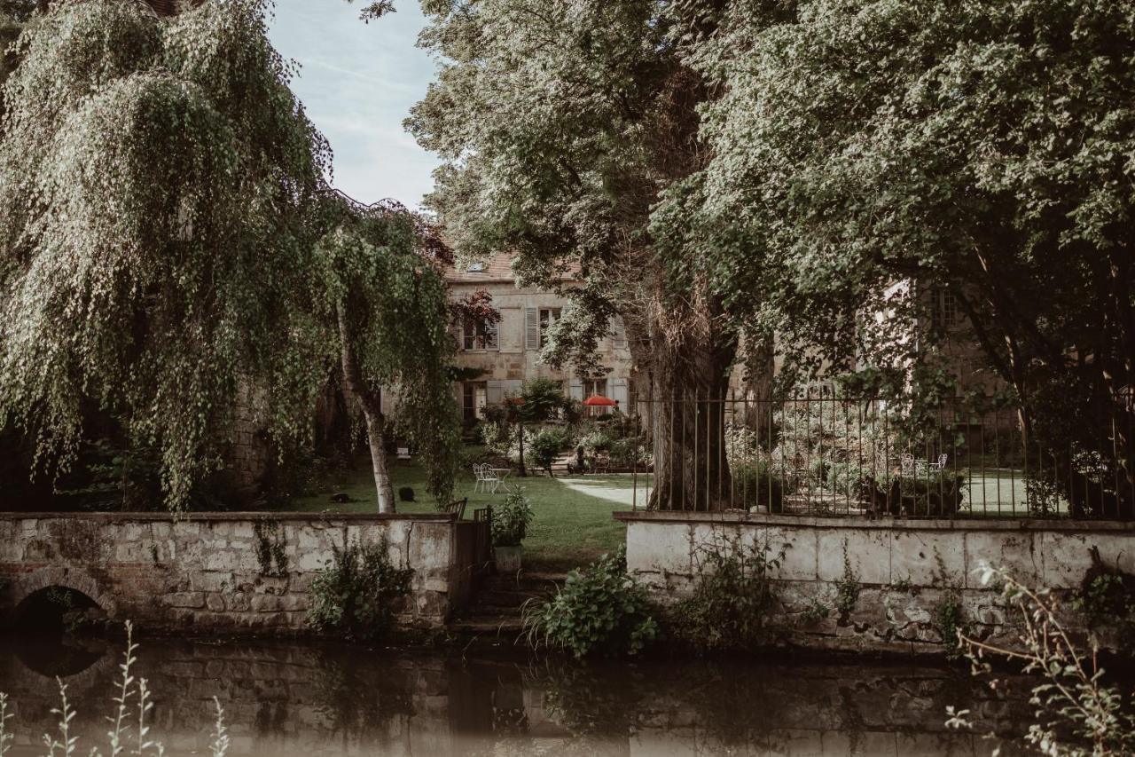 La Fontaine Racine - Chambres D'Hotes La Ferte-Milon Exteriör bild